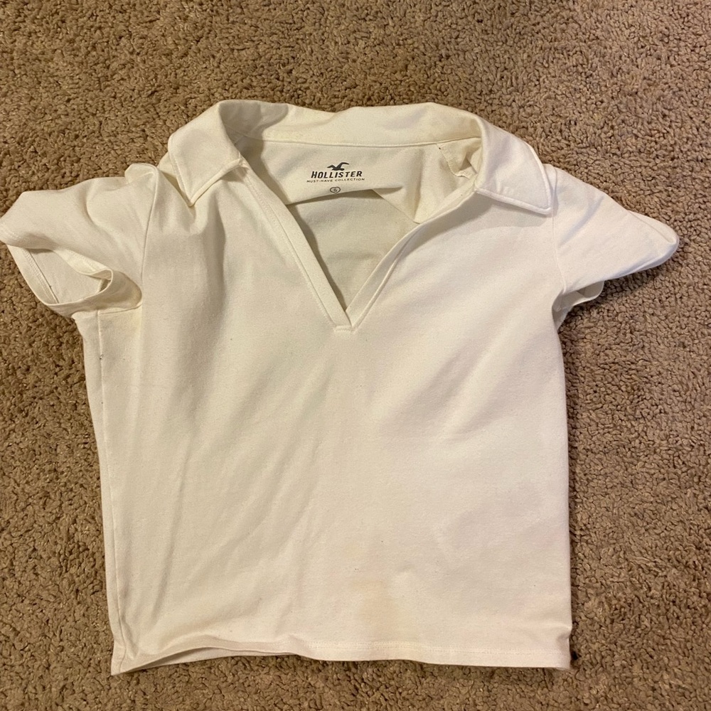 White holister v neck collared t shirt